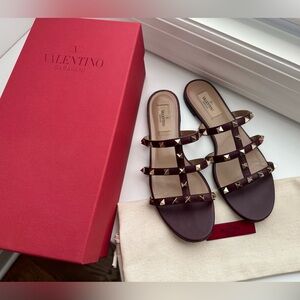 Valentino Garavani Rockstud Slip-On Sandals